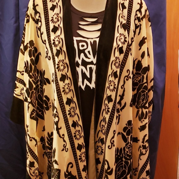 Free People Other - FREE PEOPLE KIMONO